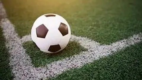 “张镇麟在辽篮上赛季表现不佳，与杨鸣存在分歧”