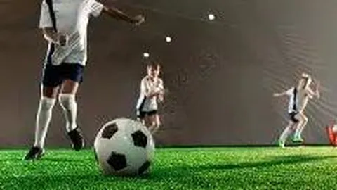 【耐克阿迪独家揭秘】2025140双色球蓝球神预测，双色彩民必看长线攻略！